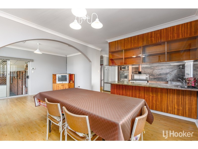 39 Roberts Street, Collie WA 6225