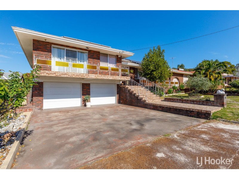 39 Roberts Street, Collie WA 6225