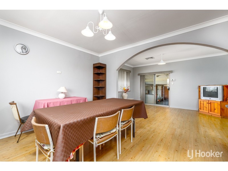 39 Roberts Street, Collie WA 6225