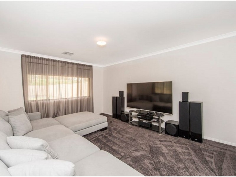 213 Braidwood Drive, Australind WA 6233