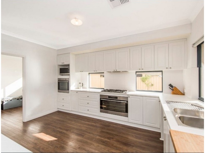 213 Braidwood Drive, Australind WA 6233