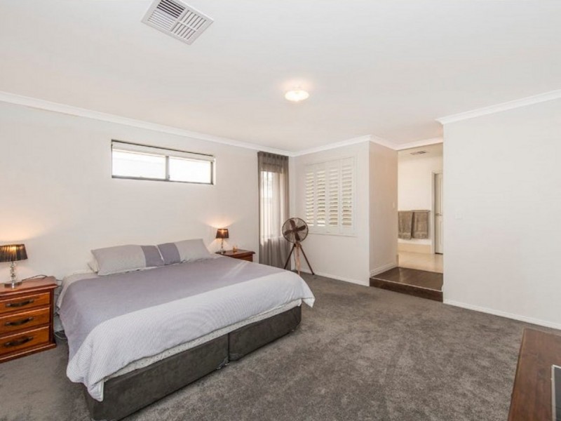 213 Braidwood Drive, Australind WA 6233