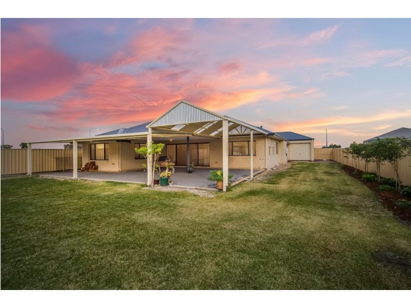 213 Braidwood Drive, Australind WA 6233