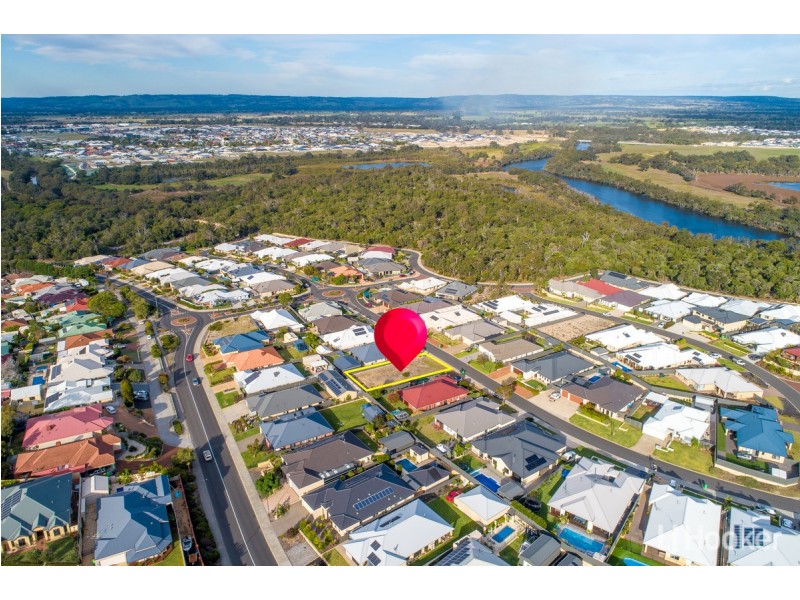 10 Henderson Crescent, Australind WA 6233