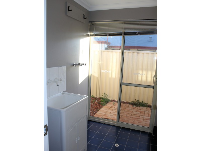 2/37 Latreille Road, South Bunbury WA 6230