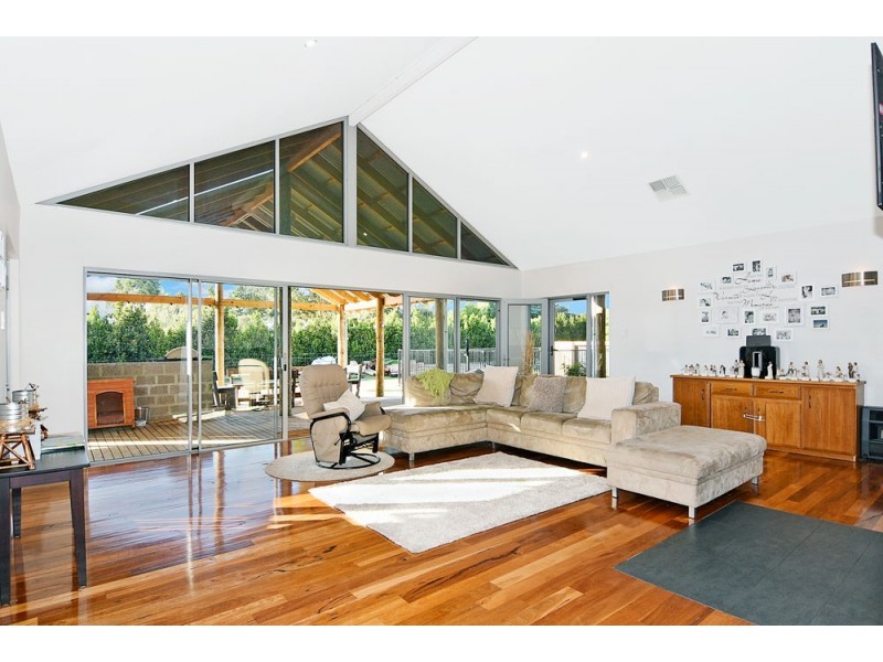 22 Ranson Drive, Roelands WA 6226