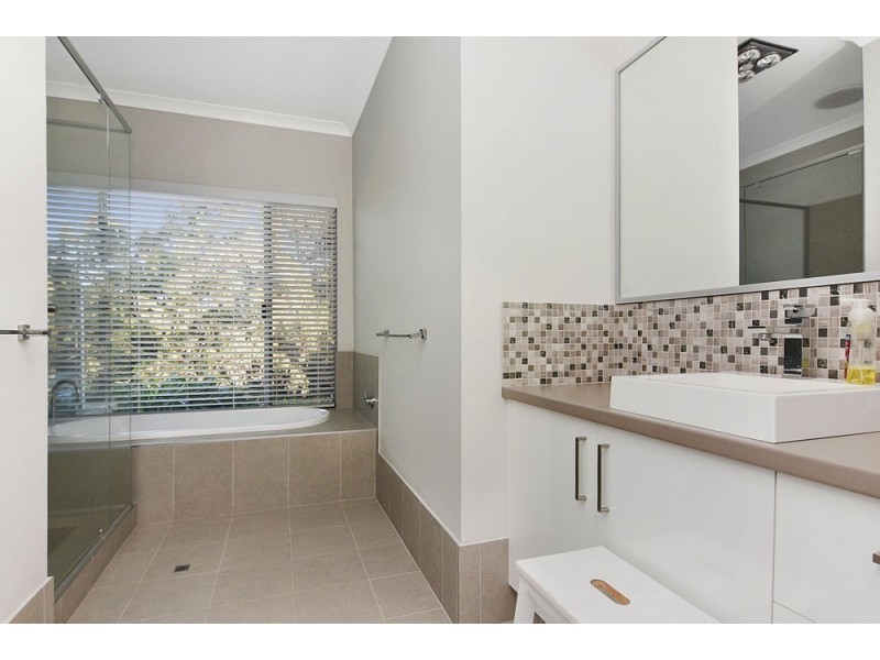 22 Ranson Drive, Roelands WA 6226