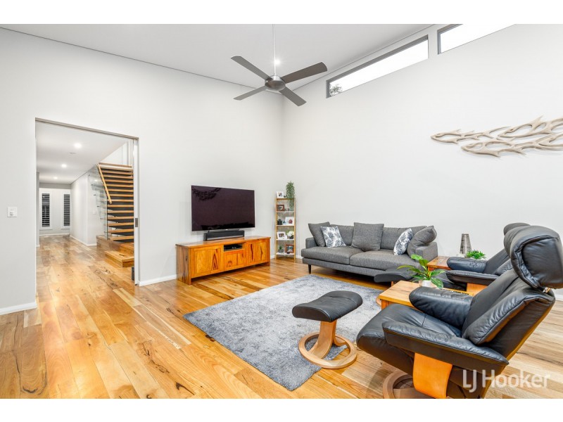 7 Averil Street, Abbey WA 6280