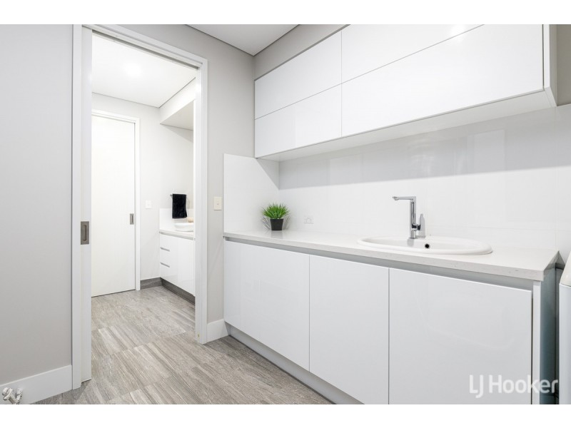 7 Averil Street, Abbey WA 6280