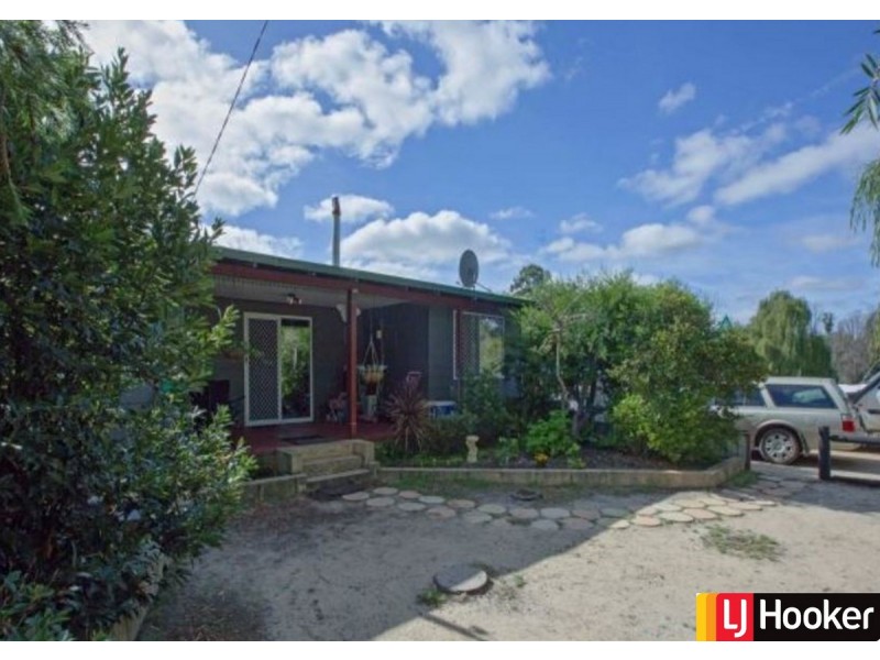 12 Yokain Road, Allanson WA 6225