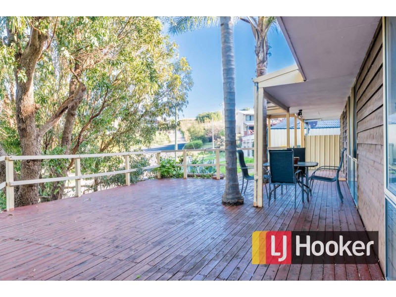 6 Burcham Drive, Binningup WA 6233