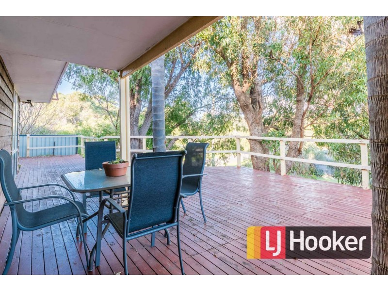 6 Burcham Drive, Binningup WA 6233