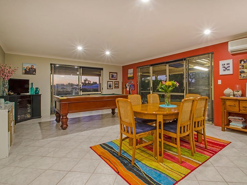 32 Hornibrook Road, Dalyellup WA 6230