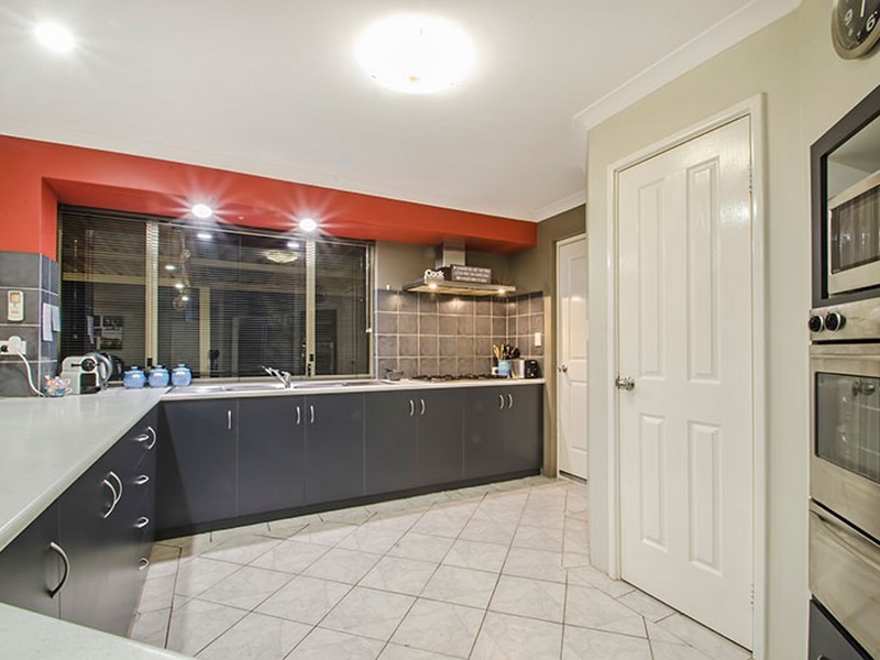 32 Hornibrook Road, Dalyellup WA 6230