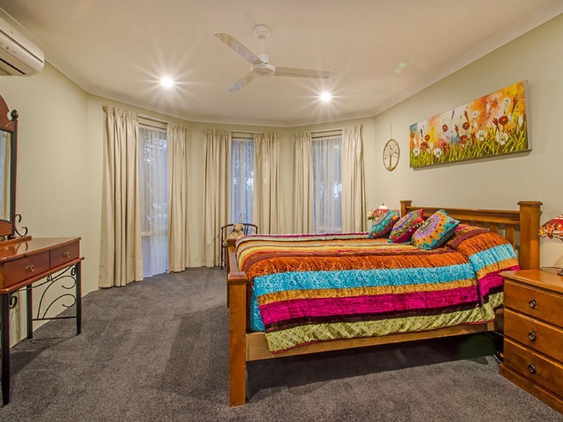 32 Hornibrook Road, Dalyellup WA 6230