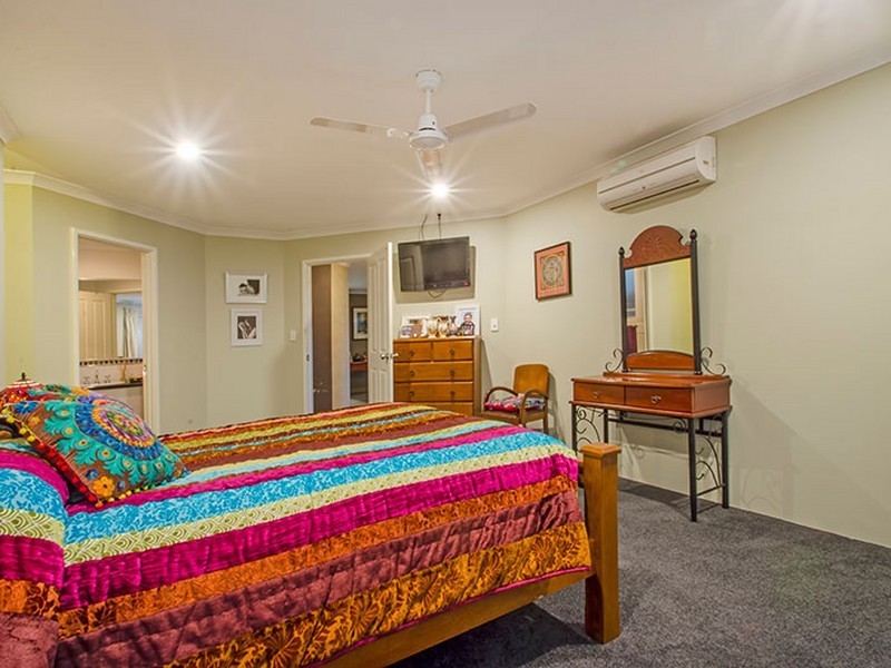 32 Hornibrook Road, Dalyellup WA 6230