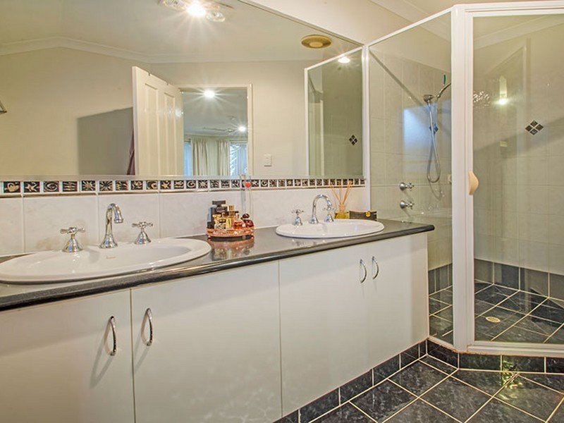 32 Hornibrook Road, Dalyellup WA 6230