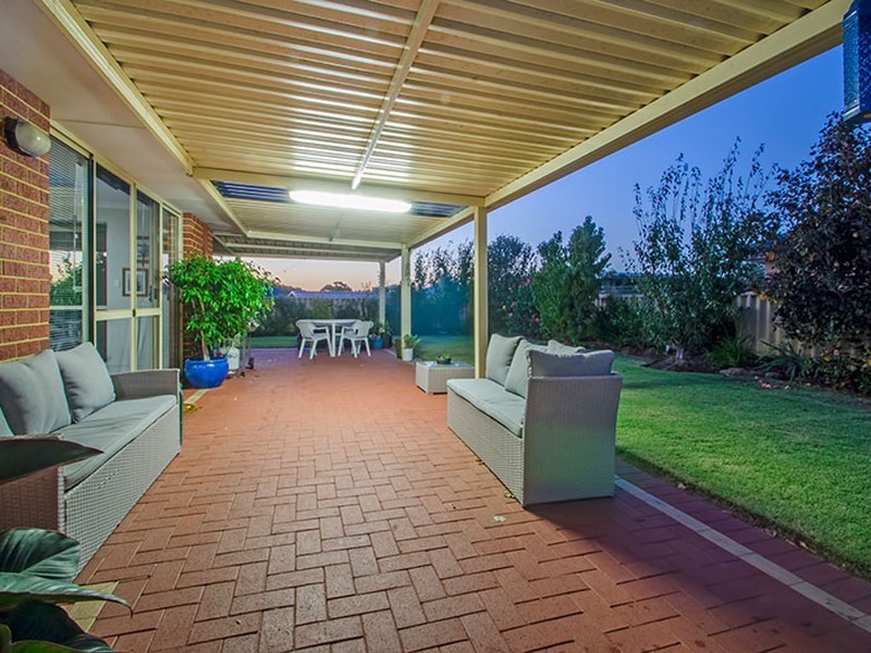 32 Hornibrook Road, Dalyellup WA 6230
