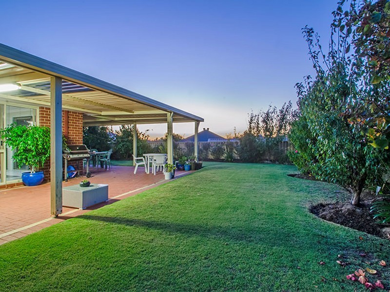 32 Hornibrook Road, Dalyellup WA 6230