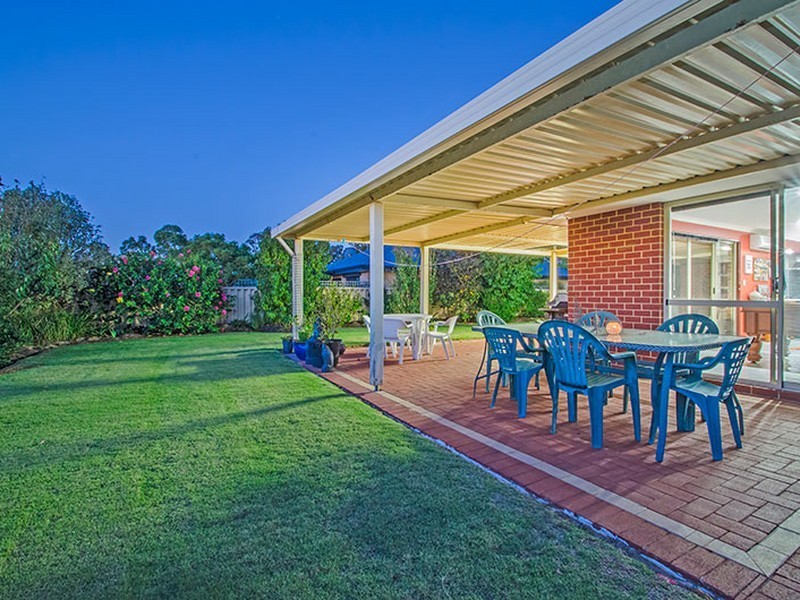 32 Hornibrook Road, Dalyellup WA 6230