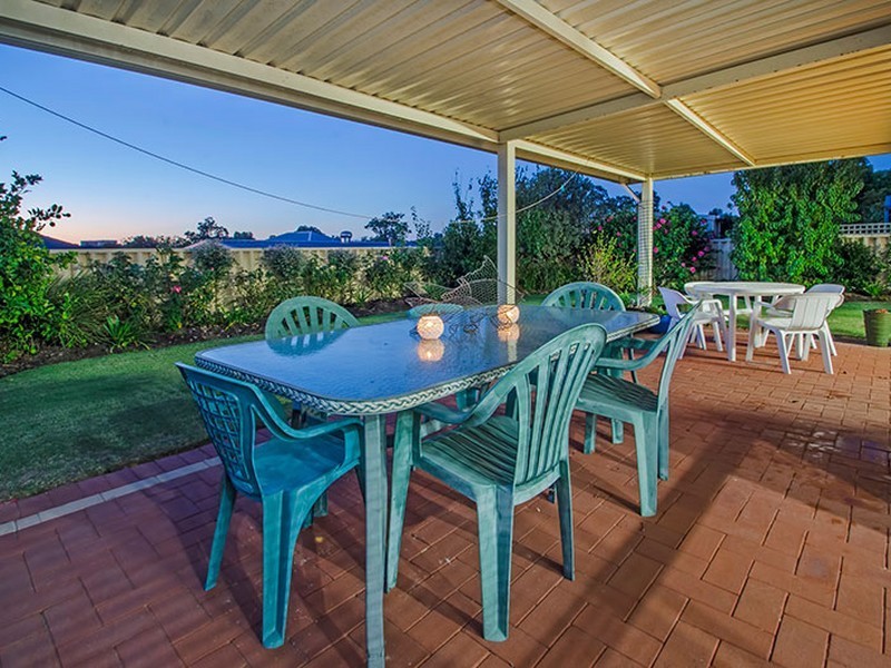 32 Hornibrook Road, Dalyellup WA 6230