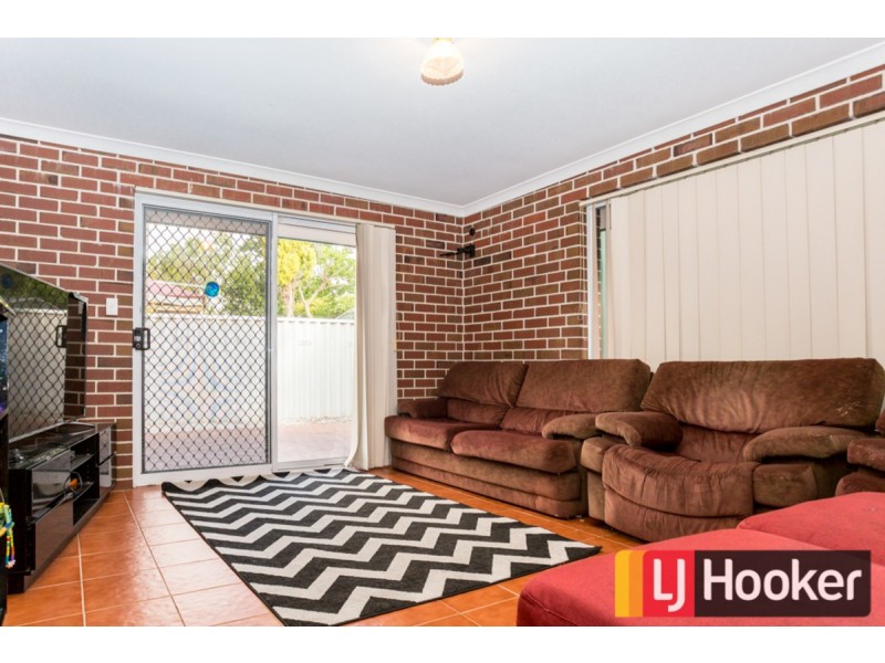 2/12 Silvergull Terrace, Australind WA 6233