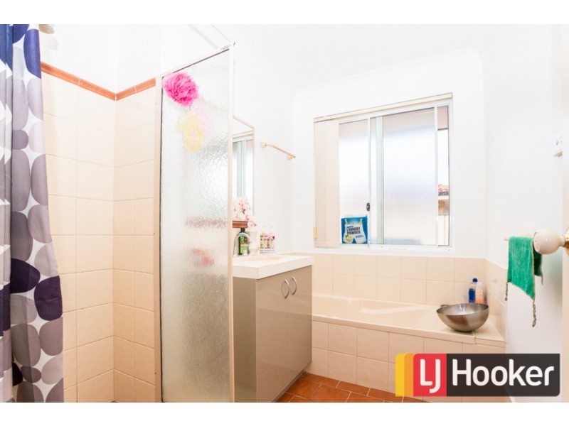 2/12 Silvergull Terrace, Australind WA 6233