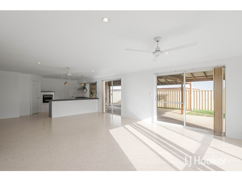 52 Chisholm Road, Dalyellup WA 6230