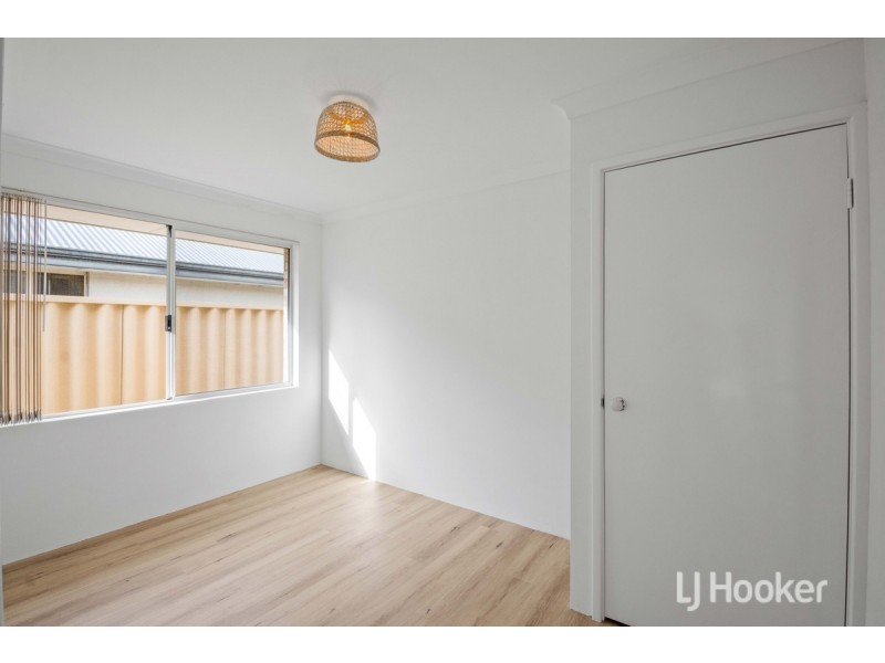 52 Chisholm Road, Dalyellup WA 6230