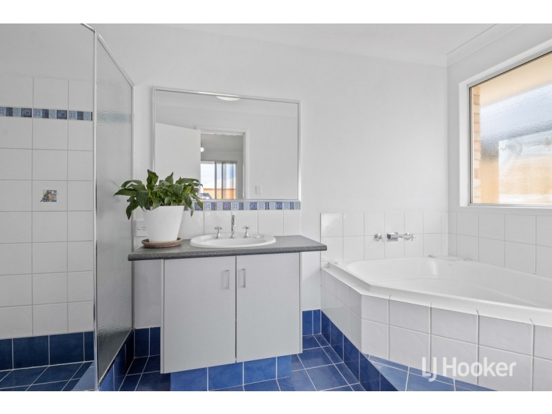 52 Chisholm Road, Dalyellup WA 6230