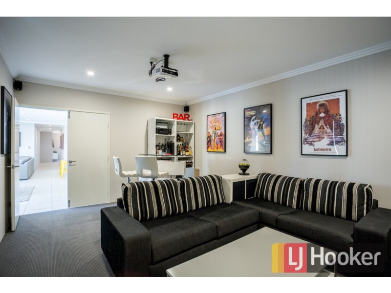 9 Finlay Avenue, Millbridge WA 6232