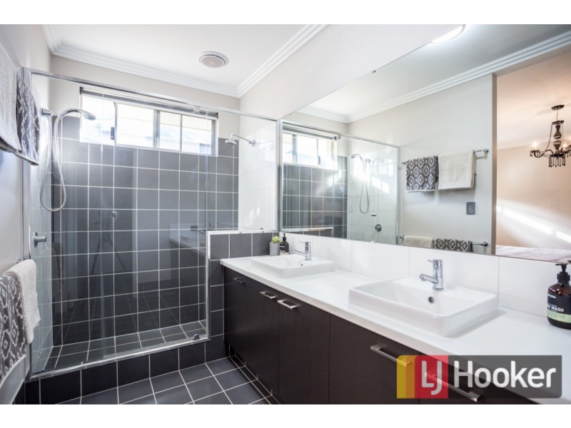 9 Finlay Avenue, Millbridge WA 6232