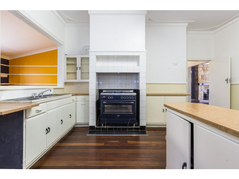 36A Hands Avenue, Carey Park WA 6230