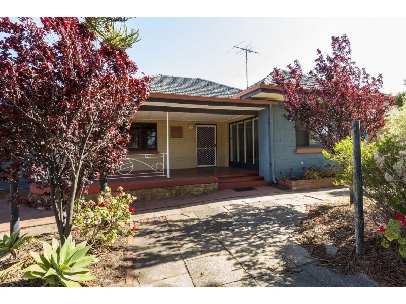 36A Hands Avenue, Carey Park WA 6230