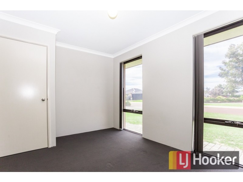 136 Macquarie Drive, Australind WA 6233