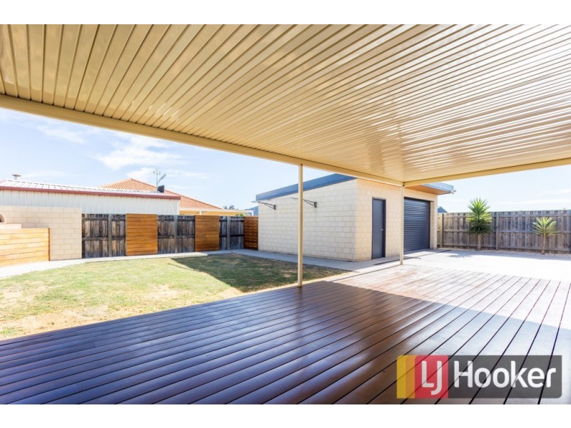 136 Macquarie Drive, Australind WA 6233
