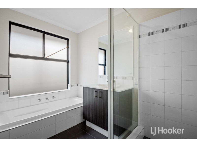 9 Wellington Boulevard, Collie WA 6225