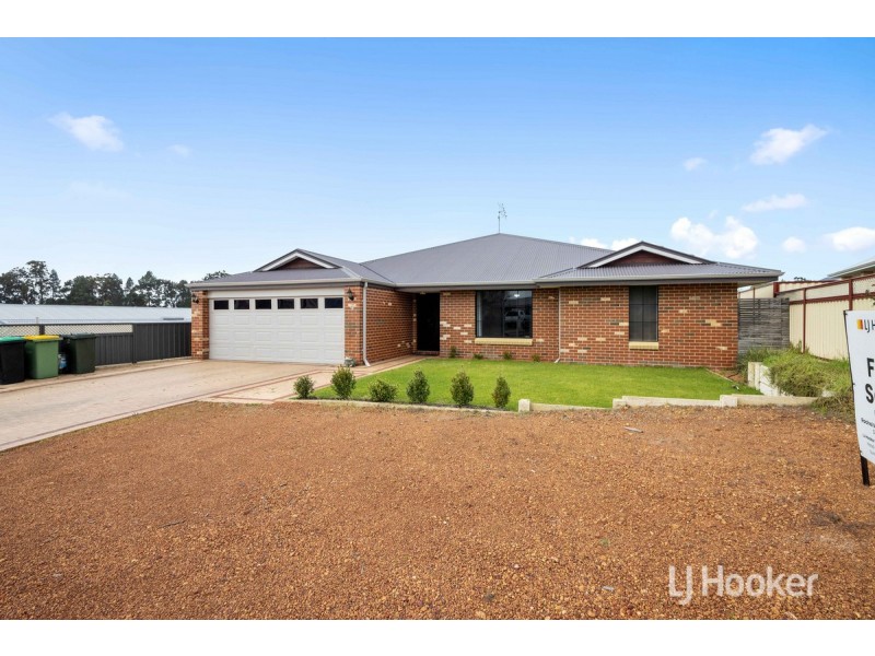 9 Wellington Boulevard, Collie WA 6225