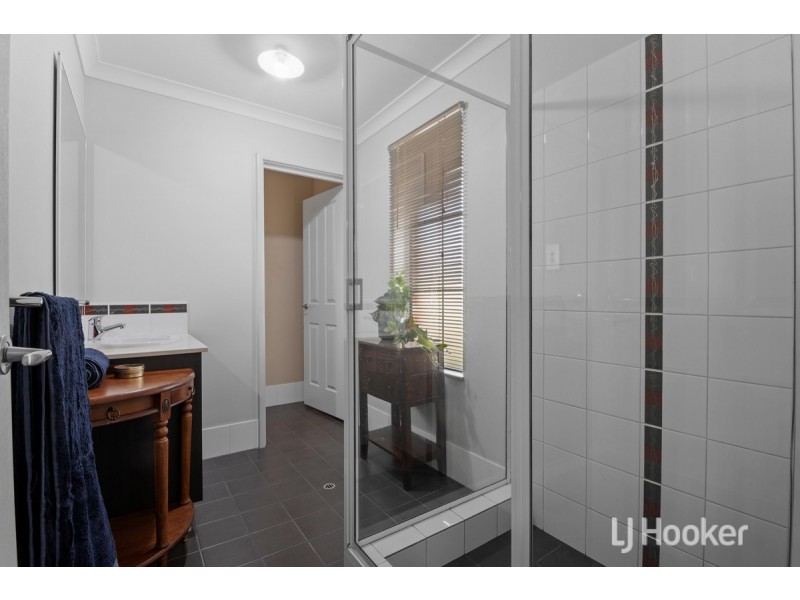 9 Wellington Boulevard, Collie WA 6225