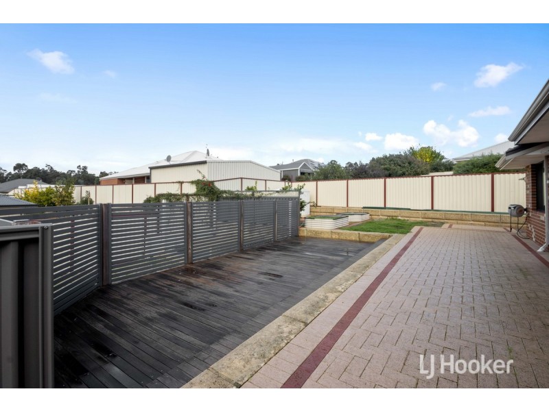 9 Wellington Boulevard, Collie WA 6225
