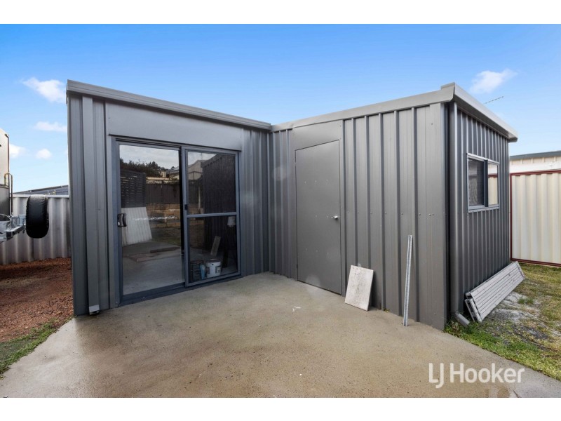 9 Wellington Boulevard, Collie WA 6225