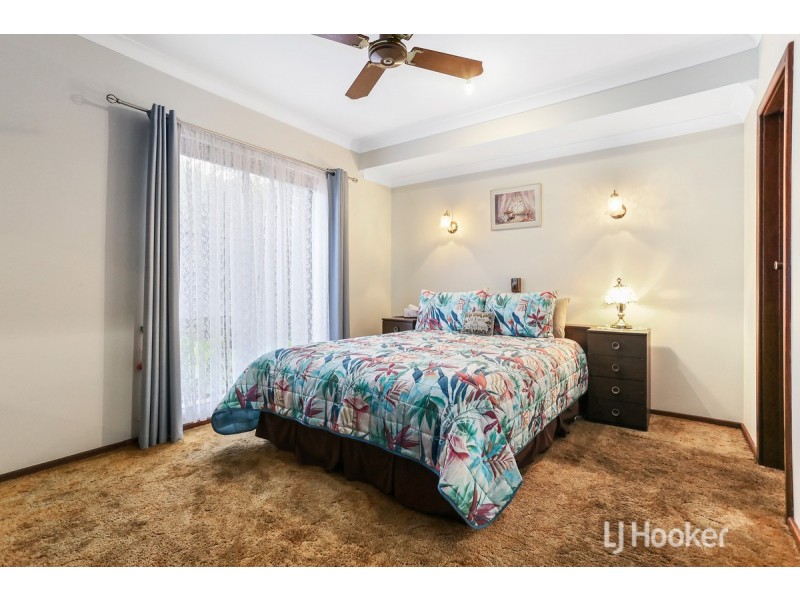 8 Swan Avenue, Collie WA 6225