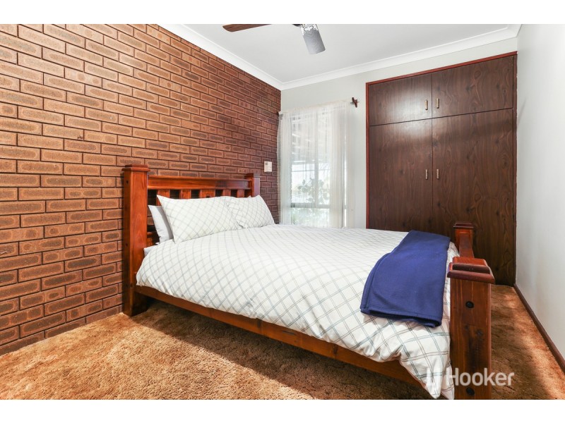 8 Swan Avenue, Collie WA 6225