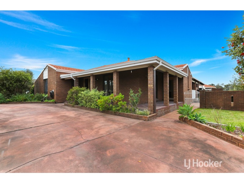 8 Swan Avenue, Collie WA 6225