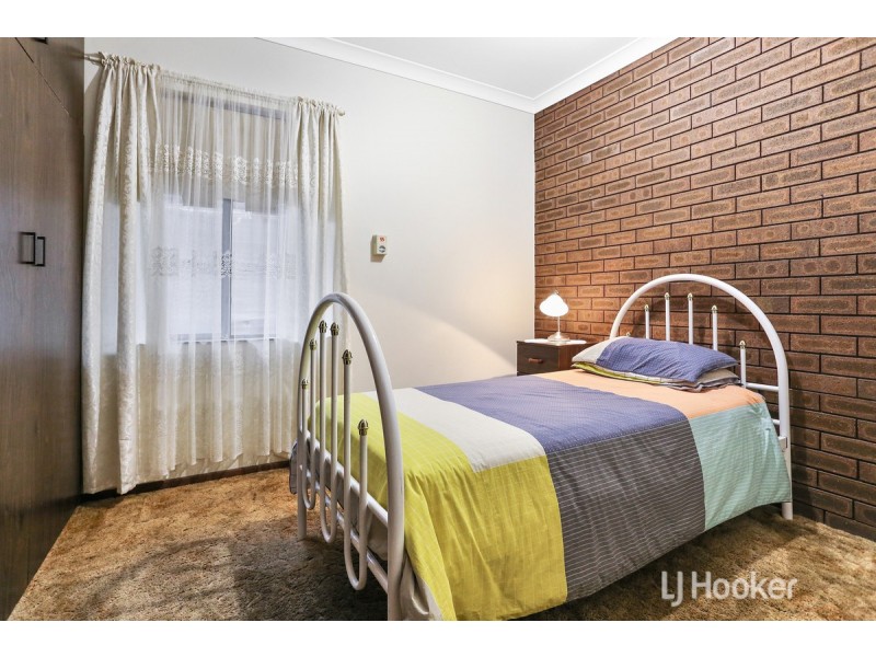 8 Swan Avenue, Collie WA 6225