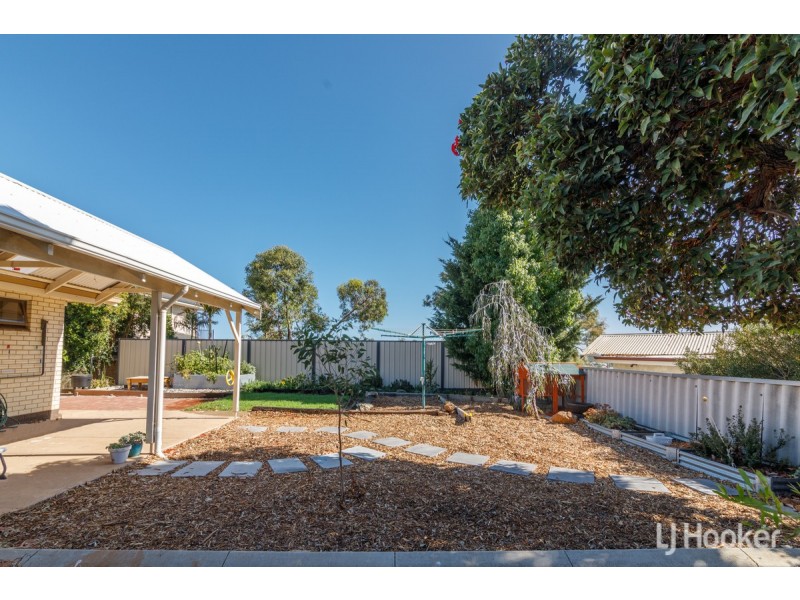 20 Milligan Avenue, Australind WA 6233