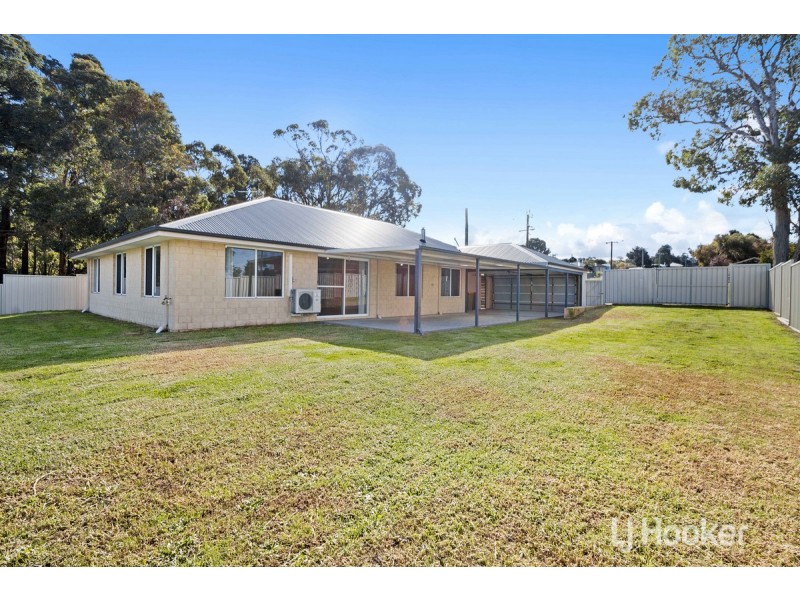 9 Park Street, Collie WA 6225