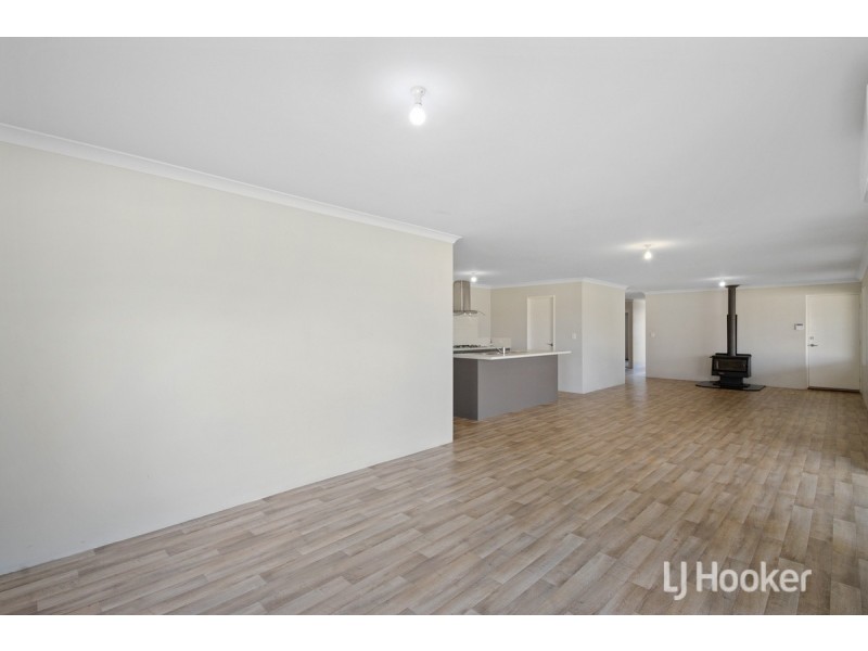 9 Park Street, Collie WA 6225