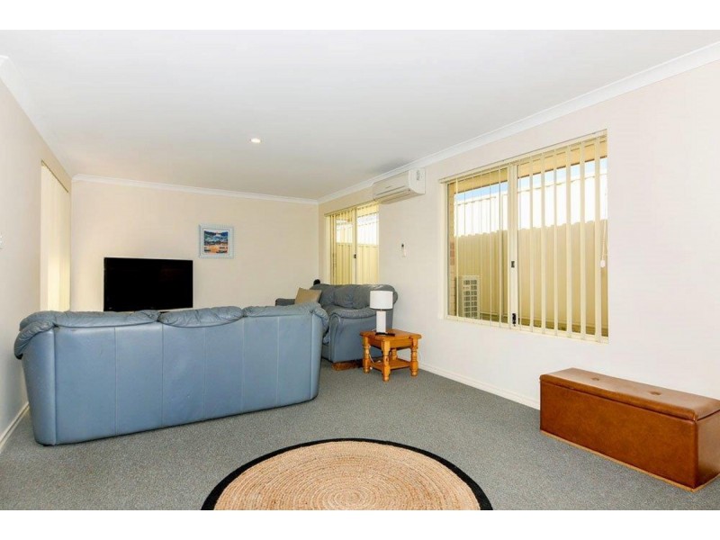 4/29 Throssell Street, Collie WA 6225