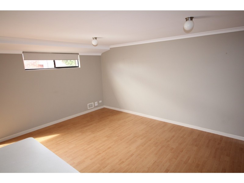 21B Wilson Street, Carey Park WA 6230